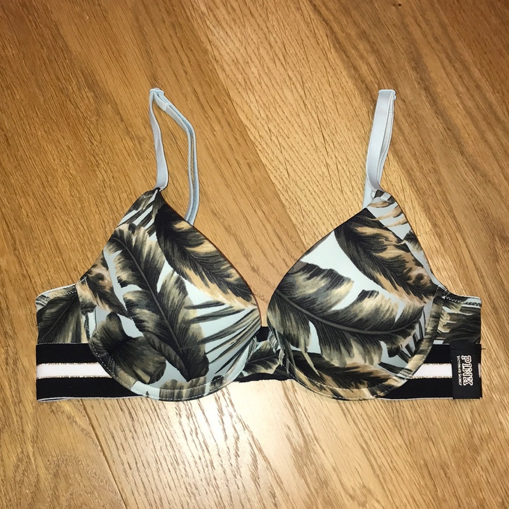 BRAND NEW FLORAL VICTORIAS SECRET BRA